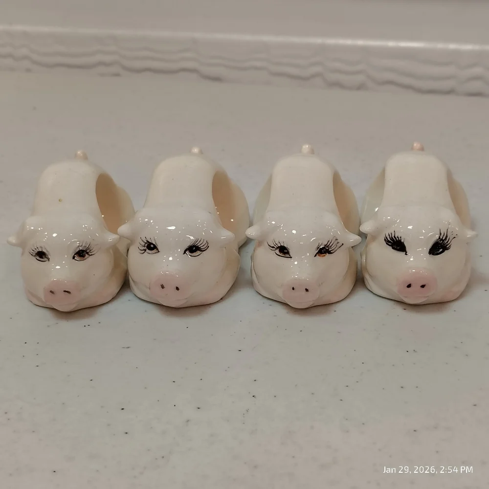 Ceramic Pig Napkin Ring Holders Set of 4 Country‎ House Cottage Vintage WHITE